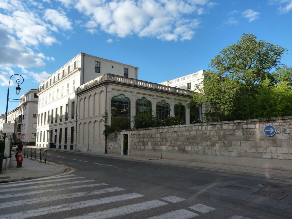 Appart Charme Arenes Nîmes Buitenkant foto